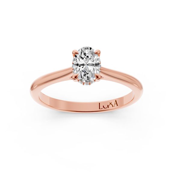 0.70 Karat HRD Sertifikalı Özel Tasarım Oval Pırlantalı Yüzük
