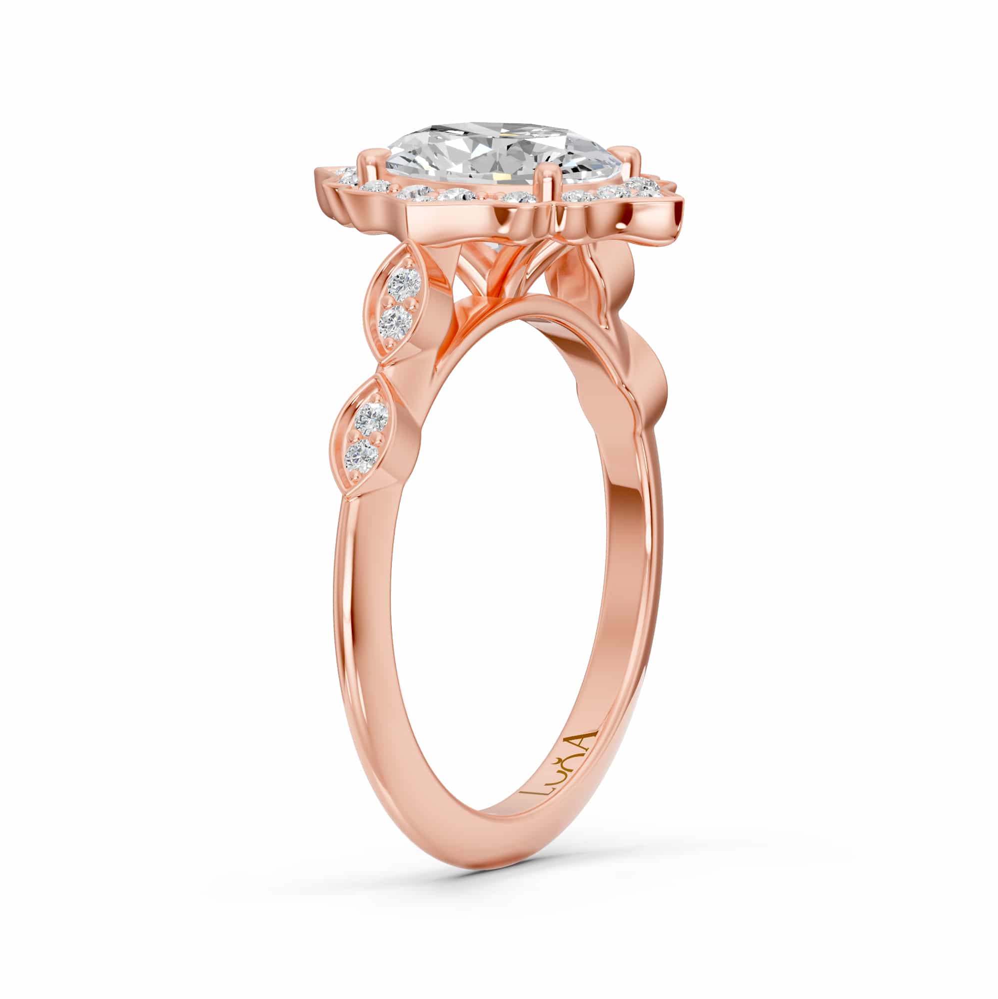 0.81 Karat HRD Sertifikalı Oval Tasarım Pırlanta Yüzük