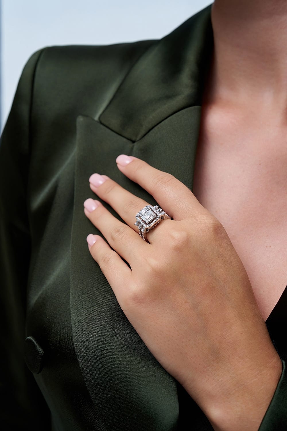 1.32 Karat IDL SERTİFİKALI Pırlanta Tasarım Baget Yüzük