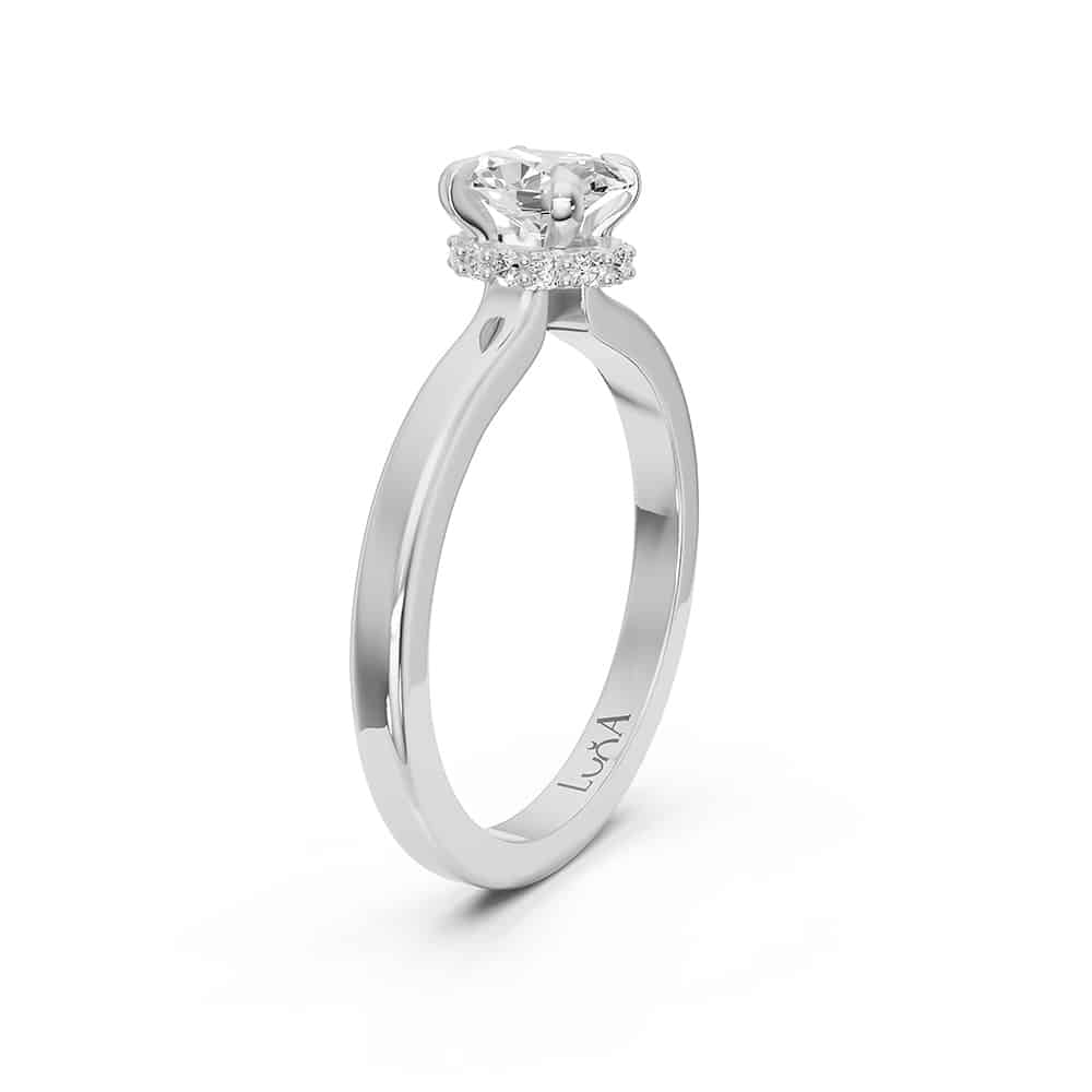 0.58 Karat IDL SERTİFİKALI Oval Pırlanta Yüzük